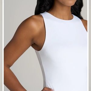 ⚪️🏳️🤍NWOT CREWNECK SLEEVELESS BODYSUIT FOR TALL WOMEN IN BRIGHT WHITE